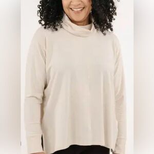 Shannon Passero Jasper Top Elegant Cream Turtleneck Sweater Medium